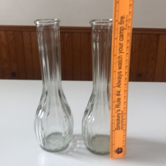 Elegant Clear Glass Vase Set - Picture 2 of 2